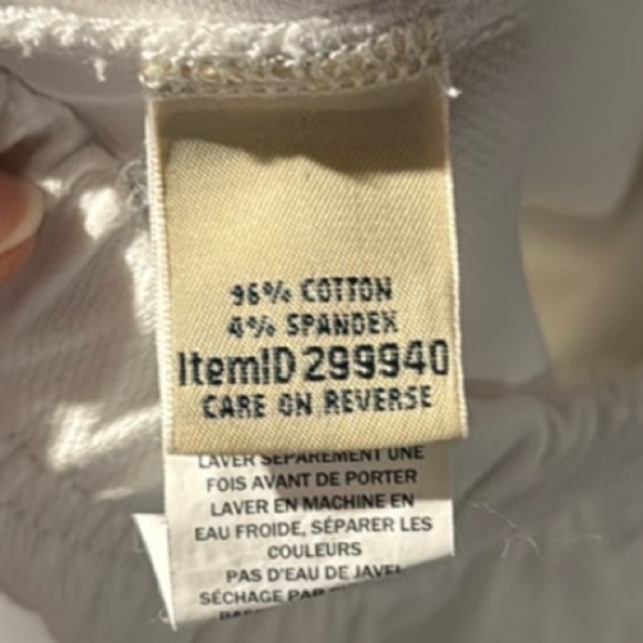 Women’s L.L. Bean white pull on pants in excellent like new condition - Picture 6 of 6